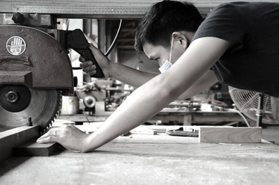 從校園創意到成熟企業 一個木制家具品牌的成長之路